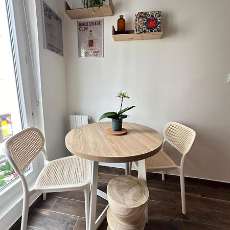 Modern Apt Near Montmarte 2 Mins From Metro Chateau Rouge Apartment Paris Exterior foto